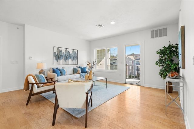 360 Andover Street 2302, Danvers, MA 01923