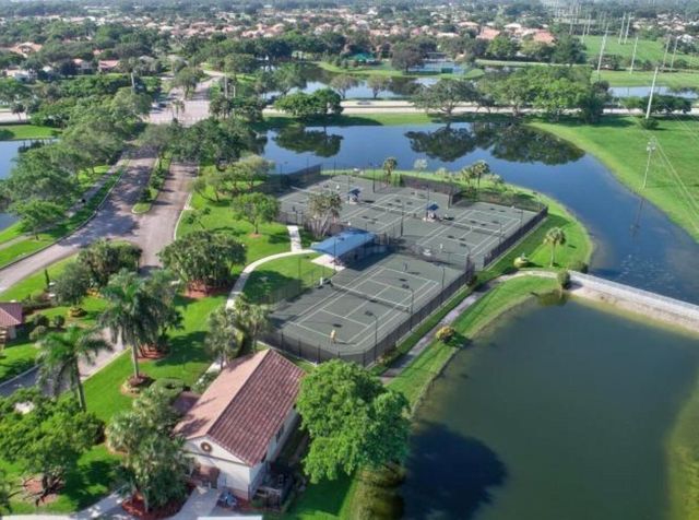 10533 Mendocino Lane, Boca Raton, FL 33428
