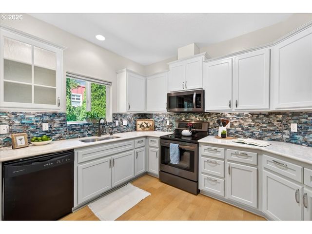 1364 S FAWN Ct, Cornelius, OR 97113