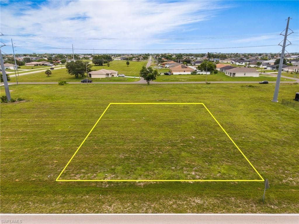 711 El Dorado BLVD N, CAPE CORAL, FL 33993 — exterior