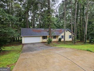 505 Ironwood Court SE, Conyers, GA 30094