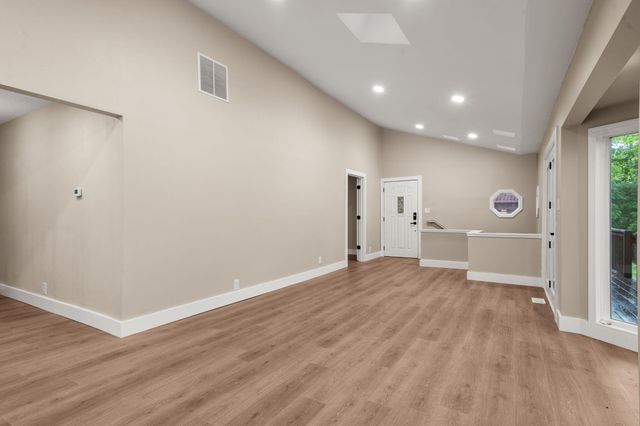 144 Santana Circle, Reeds Spring, MO 65737