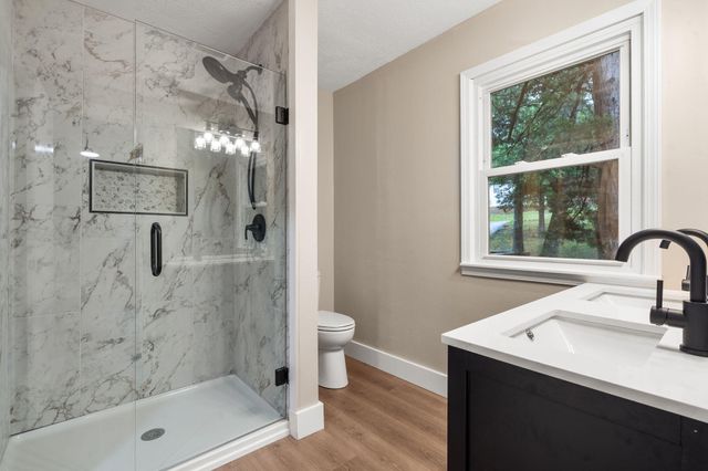 144 Santana Circle, Reeds Spring, MO 65737