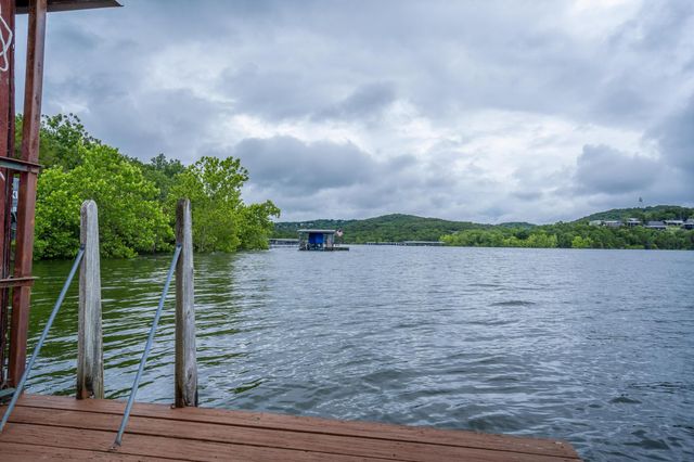 144 Santana Circle, Reeds Spring, MO 65737