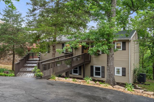 144 Santana Circle, Reeds Spring, MO 65737