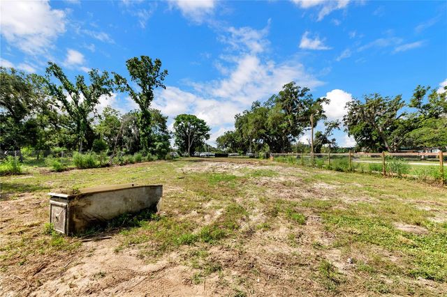 9924 ROCKHILL ROAD, Thonotosassa, FL 33592
