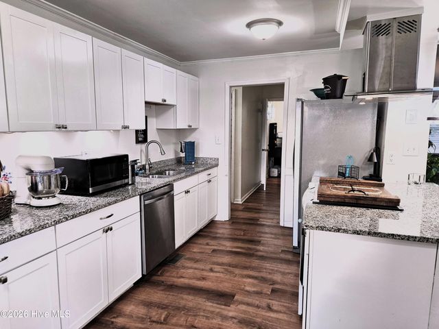 1000 Strawbush Road, Rocky Mount, NC 27804