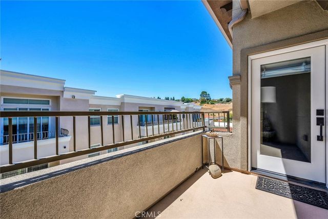 927 Deep Valley 308, Rolling Hills Estates, CA 90274