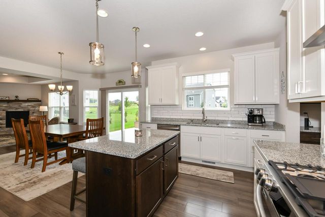 N50W19665 Tamarind WAY, Menomonee Falls, WI 53051