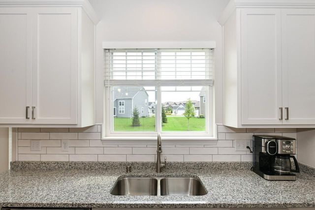 N50W19665 Tamarind WAY, Menomonee Falls, WI 53051