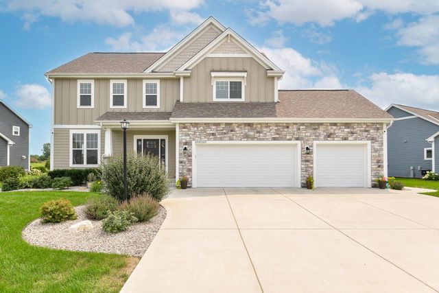 N50W19665 Tamarind WAY, Menomonee Falls, WI 53051