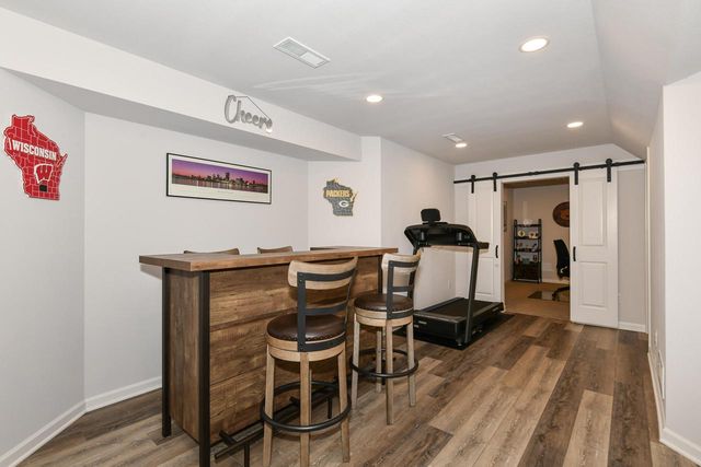 N50W19665 Tamarind WAY, Menomonee Falls, WI 53051