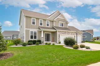 N50W19665 Tamarind WAY, Menomonee Falls, WI 53051