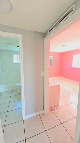 328 NW 12th Avenue 12, Miami, FL 33128