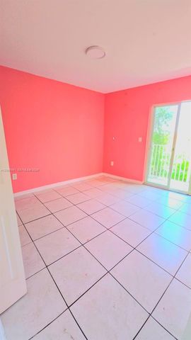 328 NW 12th Avenue 12, Miami, FL 33128