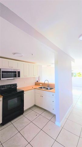 328 NW 12th Avenue 12, Miami, FL 33128