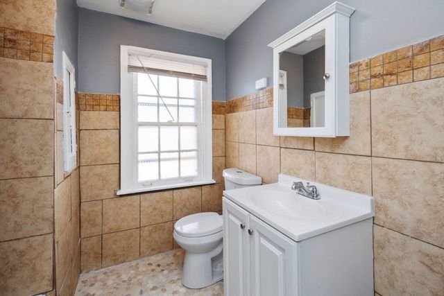 12532 S Throop Street, Calumet Park, IL 60827