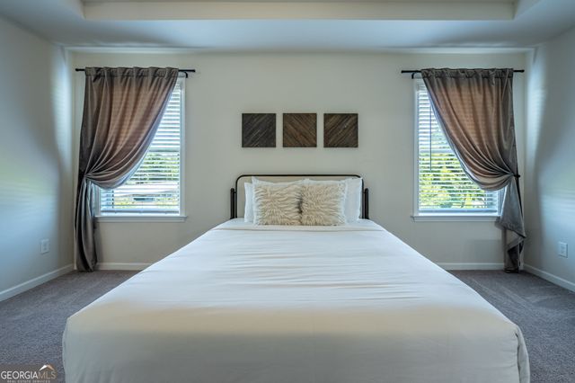 290 Mahone Drive, Lilburn, GA 30047