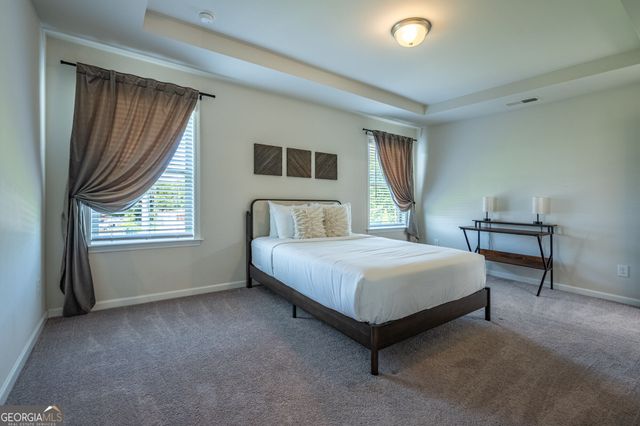 290 Mahone Drive, Lilburn, GA 30047