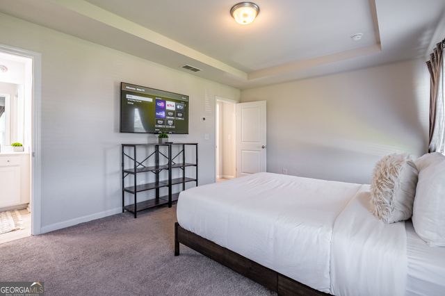 290 Mahone Drive, Lilburn, GA 30047