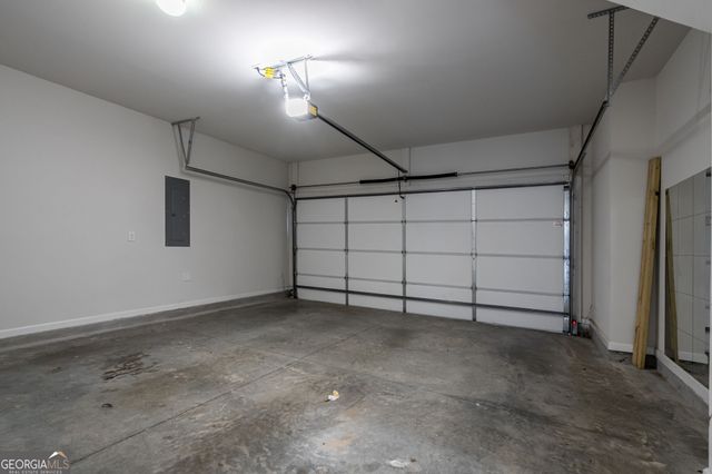 290 Mahone Drive, Lilburn, GA 30047