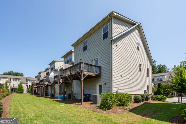 290 Mahone Drive, Lilburn, GA 30047