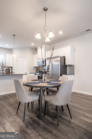 290 Mahone Drive, Lilburn, GA 30047