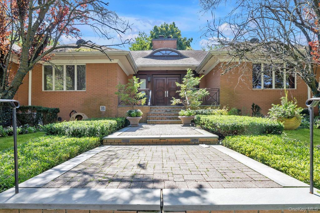 23728 Beverly Road, Douglaston, NY 11363 — exterior