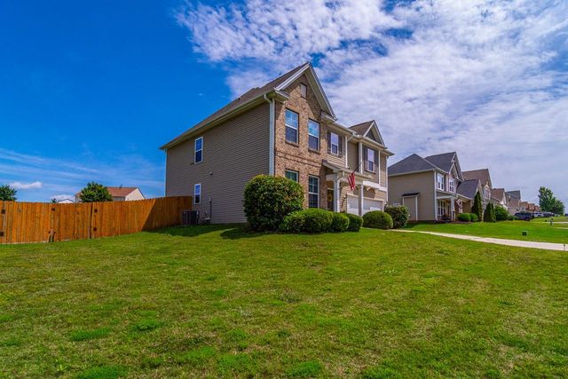 208 Castleton Circle, Boiling Springs, SC 29316