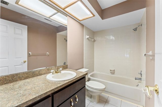 2024 SHEFFIELD COURT, Oldsmar, FL 34677