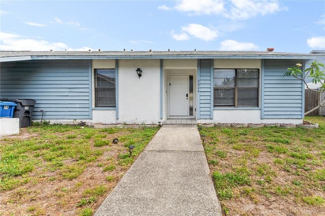 2024 SHEFFIELD COURT, Oldsmar, FL 34677