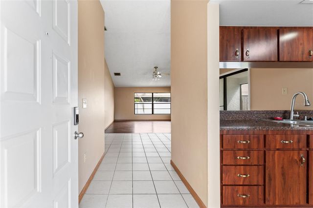 2024 SHEFFIELD COURT, Oldsmar, FL 34677
