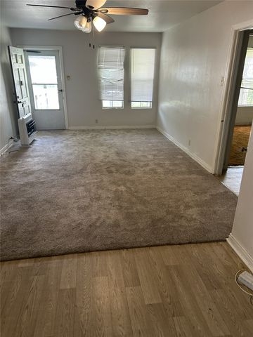 2922 Brandon Street, Dallas, TX 75211