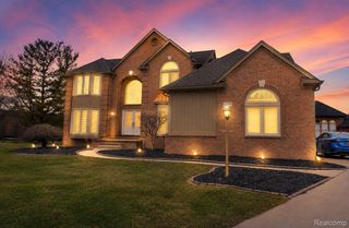54275 Talon Court, Shelby Charter Township, MI 48315