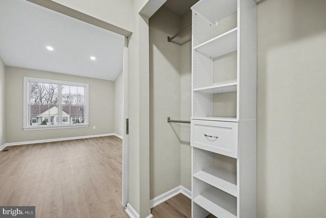 42 WHITE PINE COURT, Lafayette Hill, PA 19444