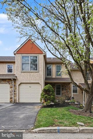 42 WHITE PINE COURT, Lafayette Hill, PA 19444