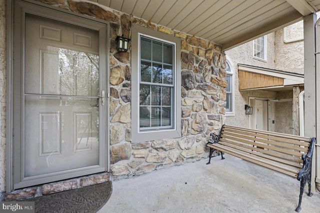 42 WHITE PINE COURT, Lafayette Hill, PA 19444
