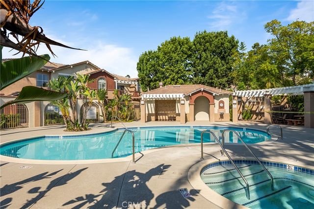 57 Santa Barbara Court, Lake Forest, CA 92610