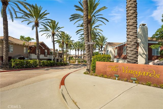 57 Santa Barbara Court, Lake Forest, CA 92610