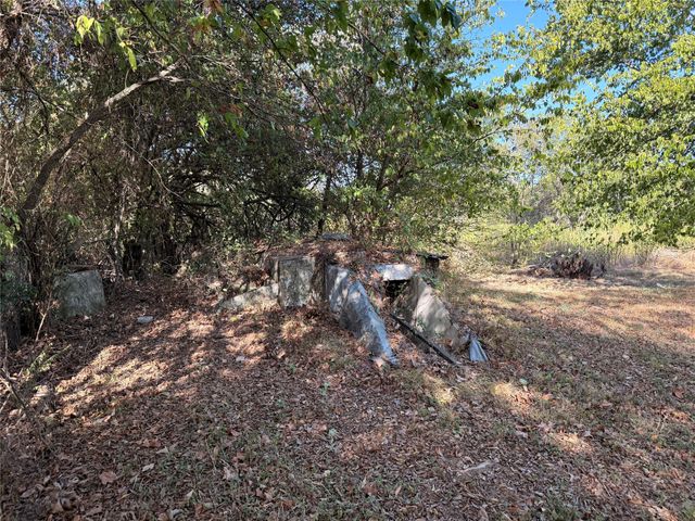 519 N Barron Road, Covington, TX 76636