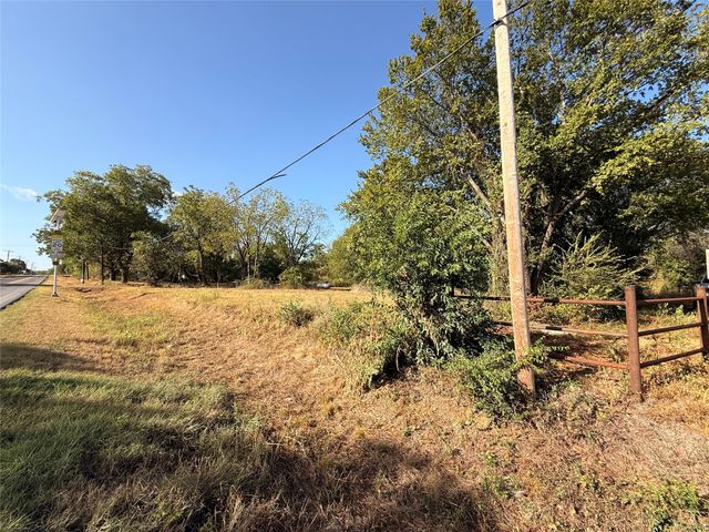 519 N Barron Road, Covington, TX 76636