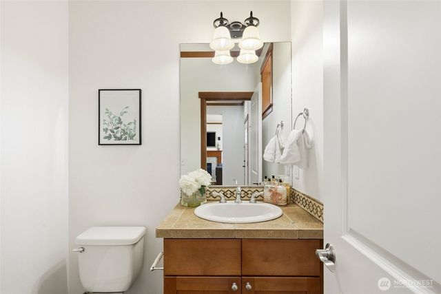 16033 119th Place NE, Bothell, WA 98011