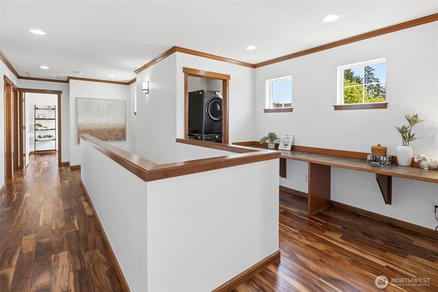 16033 119th Place NE, Bothell, WA 98011