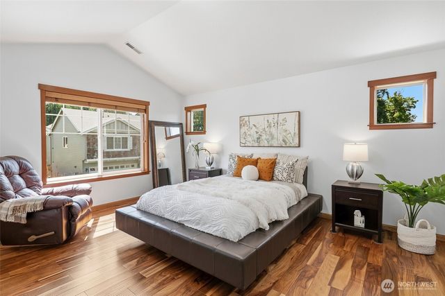 16033 119th Place NE, Bothell, WA 98011