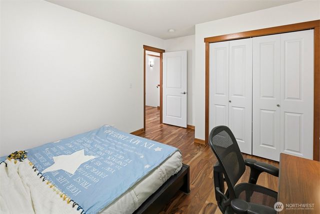 16033 119th Place NE, Bothell, WA 98011