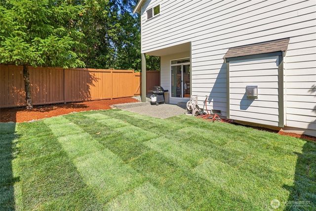16033 119th Place NE, Bothell, WA 98011