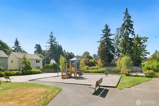 16033 119th Place NE, Bothell, WA 98011