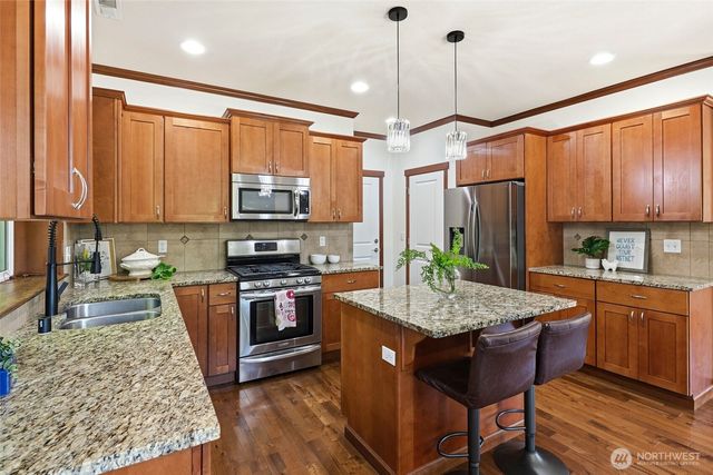 16033 119th Place NE, Bothell, WA 98011