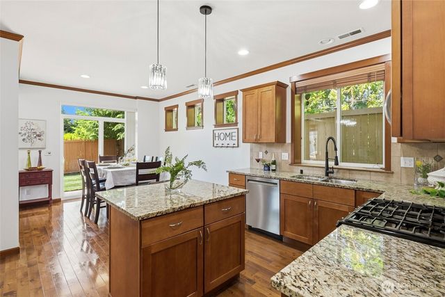 16033 119th Place NE, Bothell, WA 98011