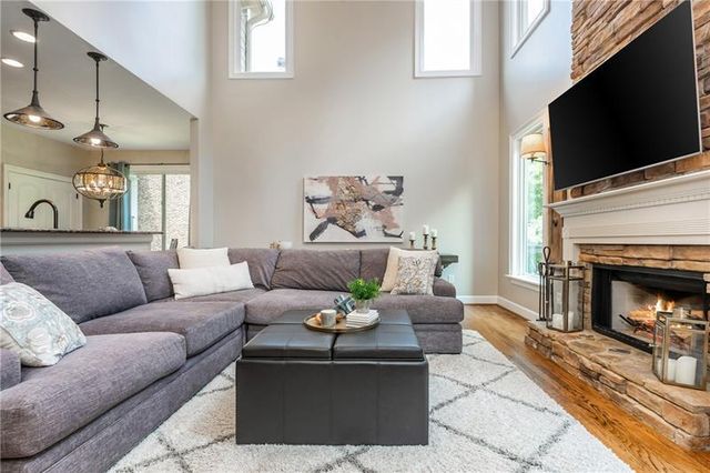 12842 Waterside Drive, Alpharetta, GA 30004